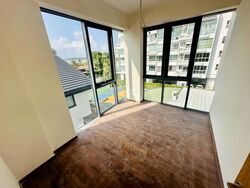 The Shorefront (D17), Apartment #542409111